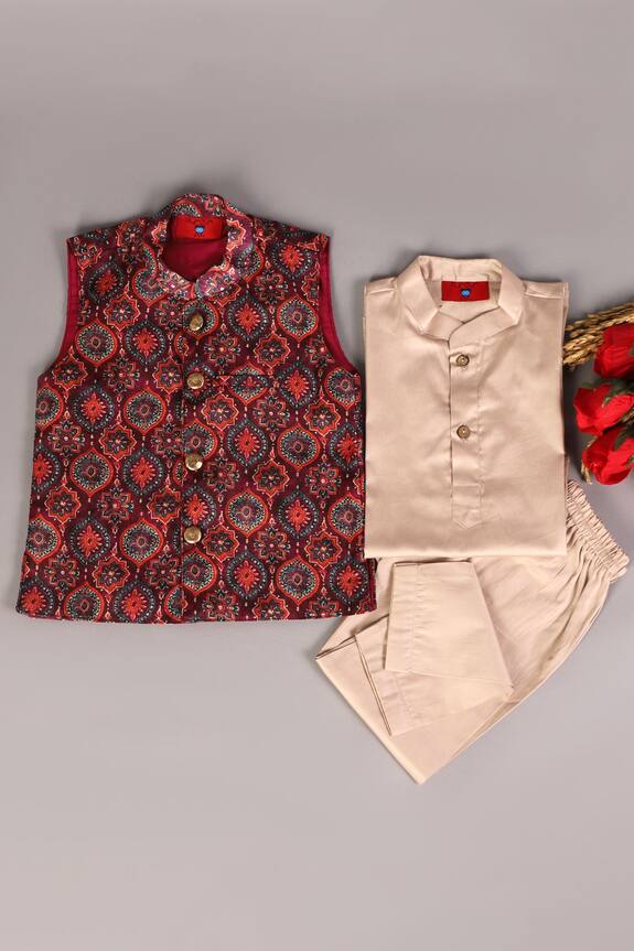 The Plum Bum Ajrakh Print Bundi & Kurta Set