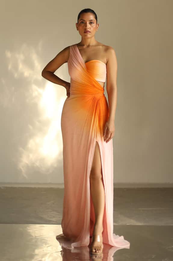 Zwaan One Shoulder Gown