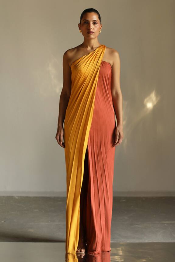 Zwaan One Shoulder Dress