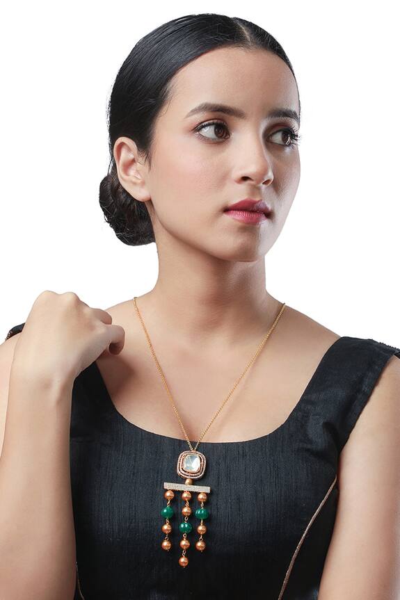 Buy Hrisha Jewels Kundan Embellished Pendant Necklace Online Aza Fashions