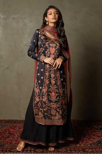 Aari and Resham Embroidered Kurta Set