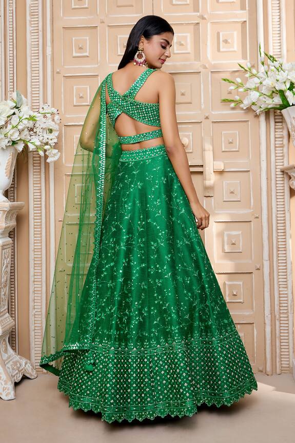 Ariyana Couture Green Dupion Floral Embroidered Lehenga Set 2