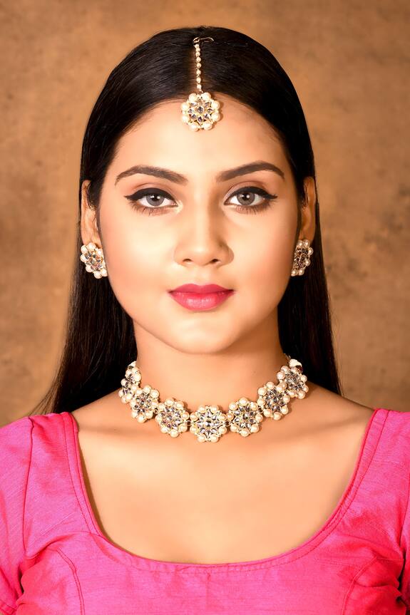 Samyukta Singhania Kundan Jewellery Set 2