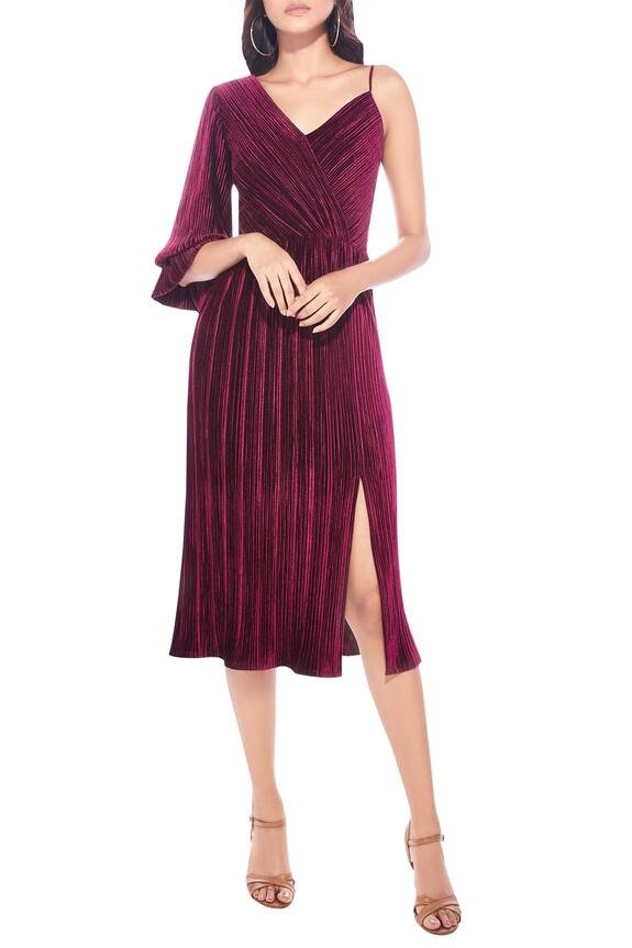 Ritika Bharwani Maroon Pleated Midi Dress 0