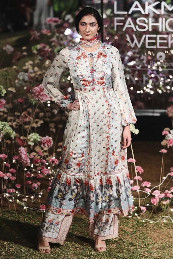 Buy Anita Dongre Floral Printed Kurta Set With Stole Online | Aza Fashions