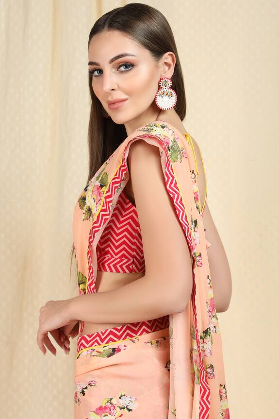 Nikasha Pink Chevron Pre-draped Printed Saree With Blouse 4
