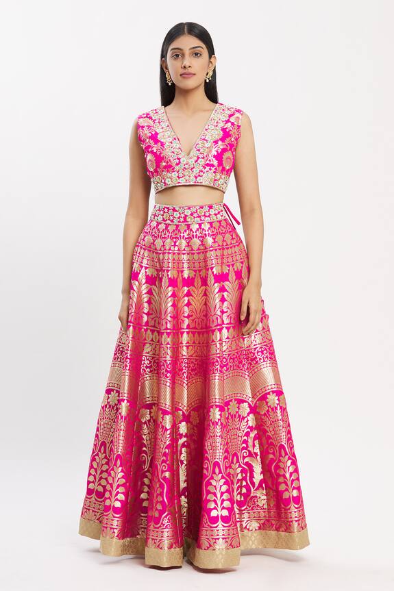 Neha Khullar Pink Banarasi Silk Lehenga Set 3