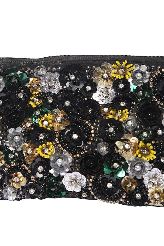 5 elements Floral Embroidered Clutch 4