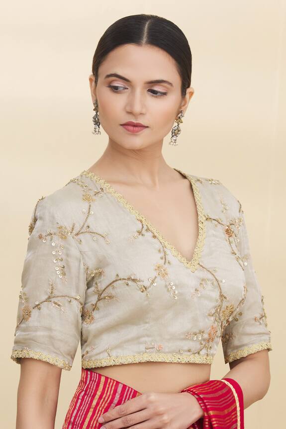 Pranay Baidya Grey Floral Embroidered Saree Blouse 3