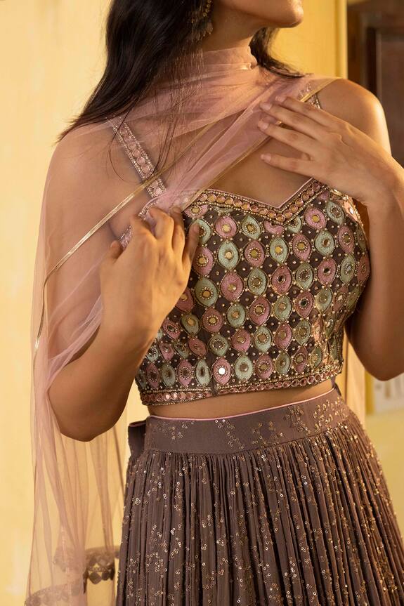kapde lehenga