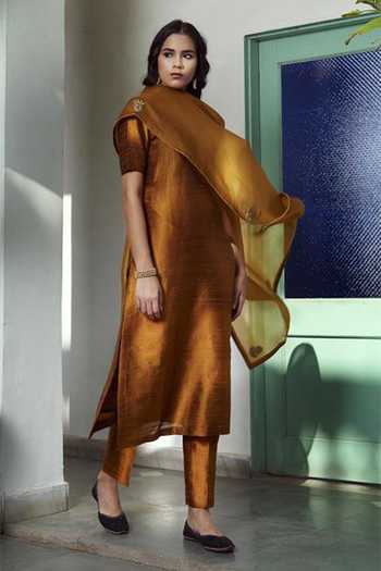 Buy Weaver Story Yellow Cotton Raw Silk Embroidered Kurta Set Online | Aza  Fashions