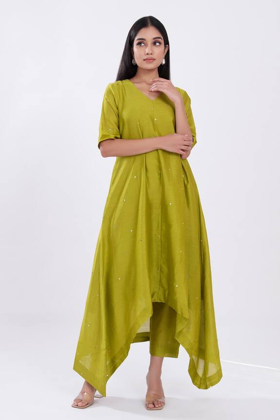 Buy Komal Shah Green Chanderi Asymmetric Kurta And Pant Set Online ...