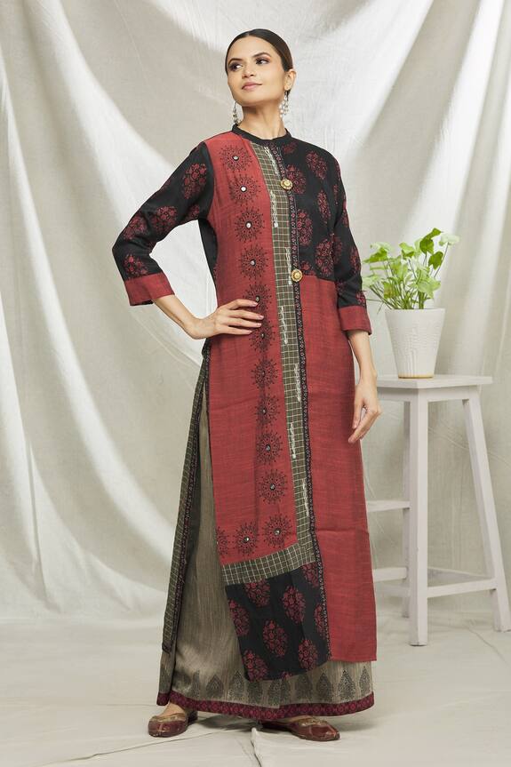 Samyukta Singhania Maroon Art Silk Printed Side Slit Tunic 4