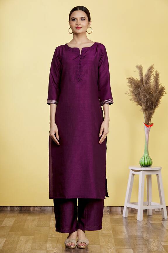 Aryavir Malhotra Purple Polyester Notched Neck Kurta Set 4