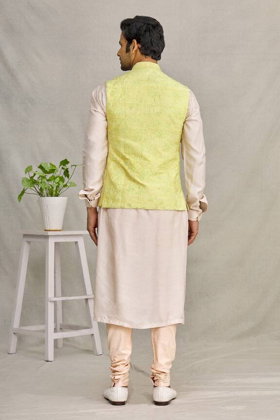 YAJY by Aditya Jain White Silk Embroidered Bundi And Kurta Set 2