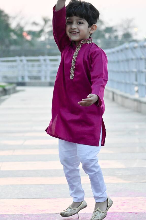 Nadaan Parindey Pink Cotton Silk Kurta And Pyjama Set For Boys 1