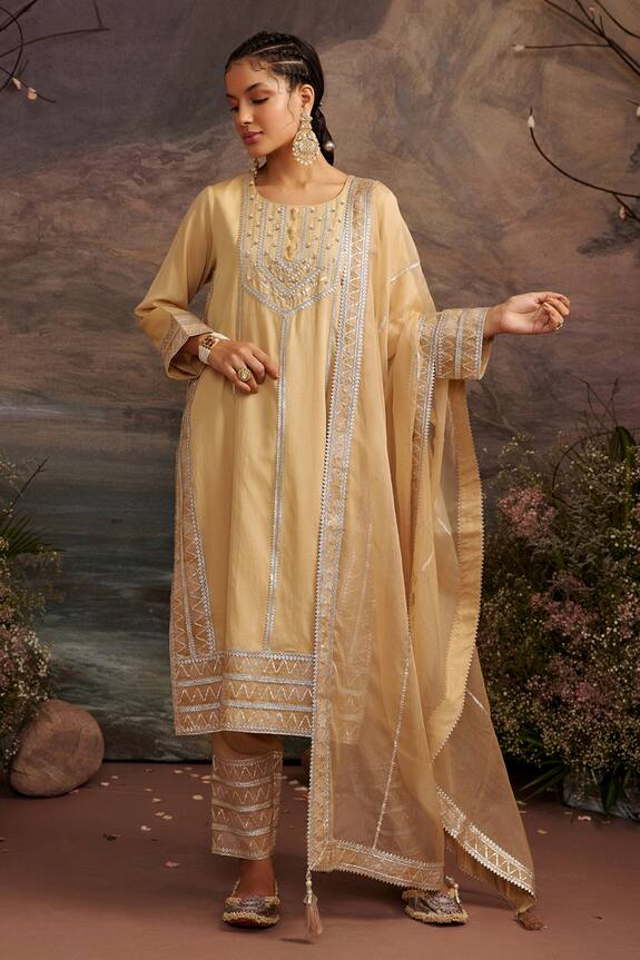 Ajiesh Oberoi Gold Cotton Silk Dhaani Gota Patti Embroidered Kurta Pant Set 4