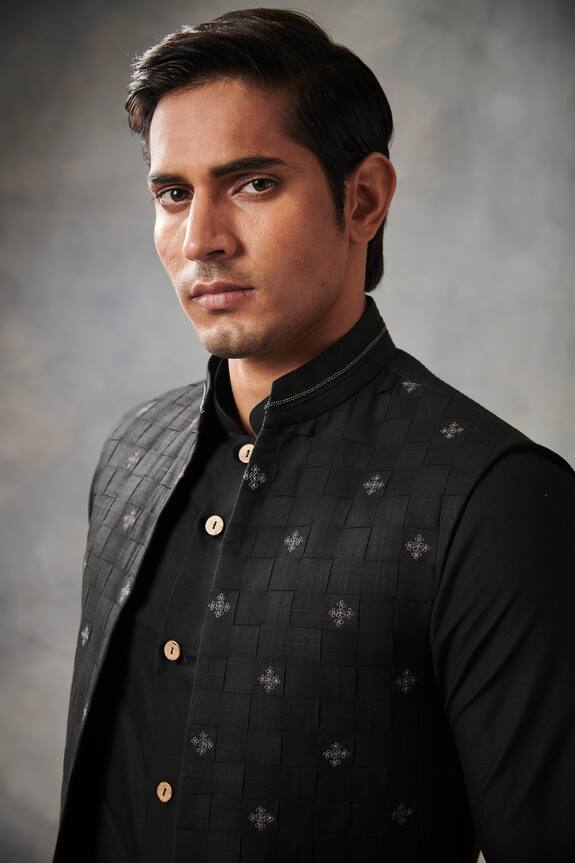 Gargee Designers Black Cotton Silk Embroidered Bundi And Kurta Set 6