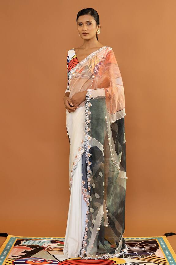 Shivan & Narresh White Silk Organza Pre-pleated Skeinwork Embellished Saree 4