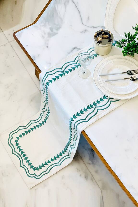 MJ Label Leaf Embroidery Table Runner 3