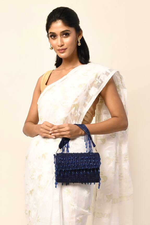 Samyukta Singhania Bead Drop Hand Bag With Handle 2