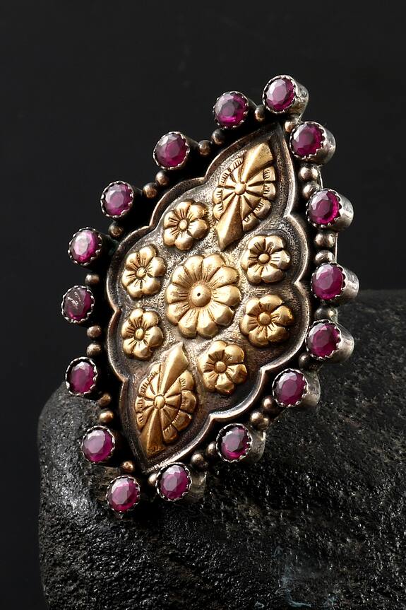 Noor Handcrafted Floral Design Ring 4