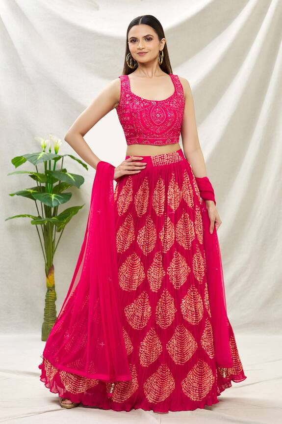 Buy_Naintara Bajaj_Pink Raw Silk Bandhani Print Lehenga Set_at_Aza_Fashions