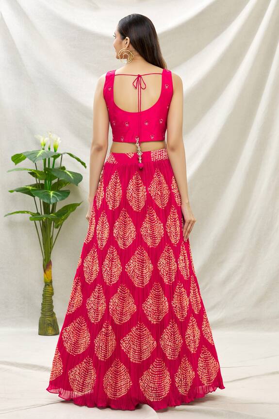Shop_Naintara Bajaj_Pink Raw Silk Bandhani Print Lehenga Set_at_Aza_Fashions