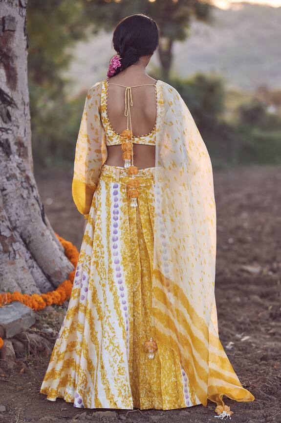Amita Gupta Yellow Silk Chanderi Lehenga Set 2