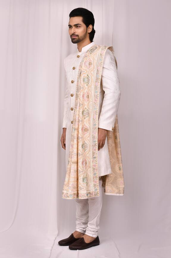 Aryavir Malhotra White Georgette Floral Embroidered Shawl 4