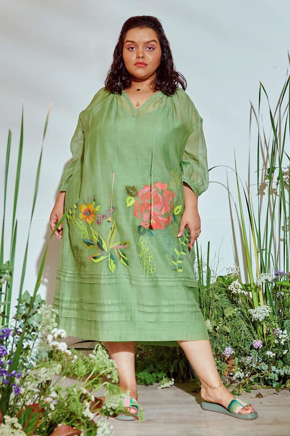 Half Full Curve Green Chanderi Embroidered Hem Dress 1