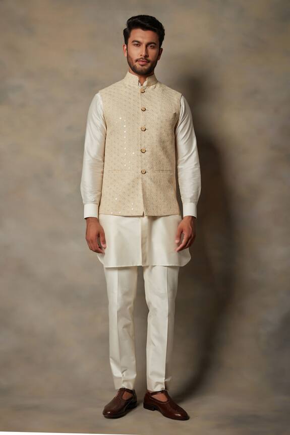 Gargee Designers White Linen Bundi And Kurta Set 0