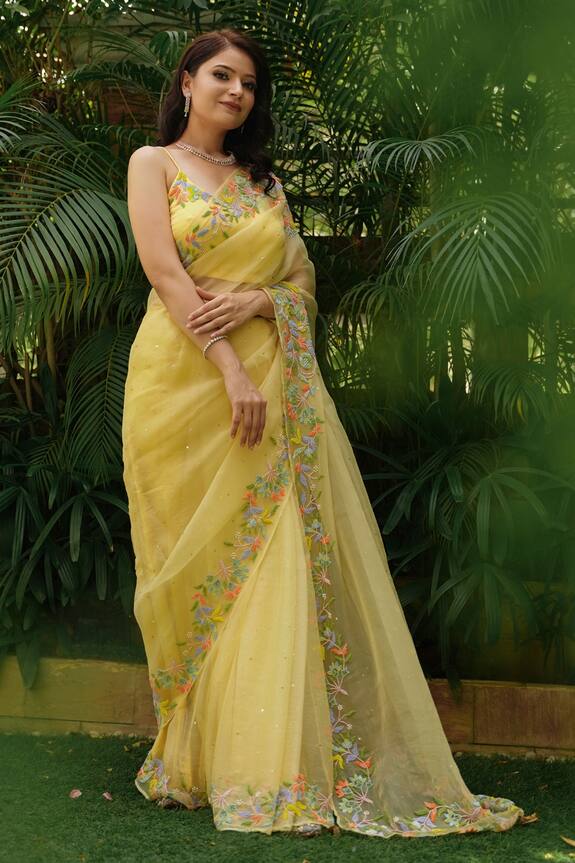Gul By Aishwarya Yellow Pure Silk Organza Embroidered Border Saree With Blouse 5