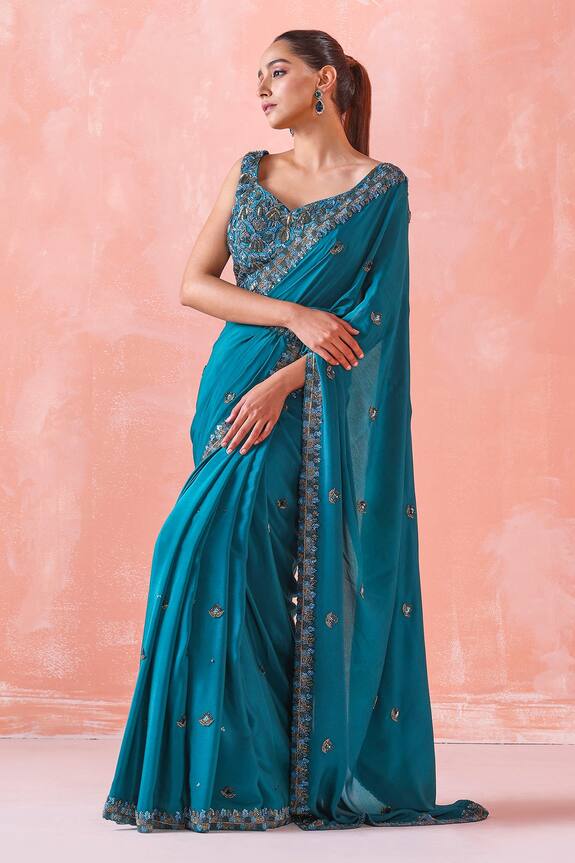 Mirroir Green American Crepe Embroidered Border Saree With Blouse 1