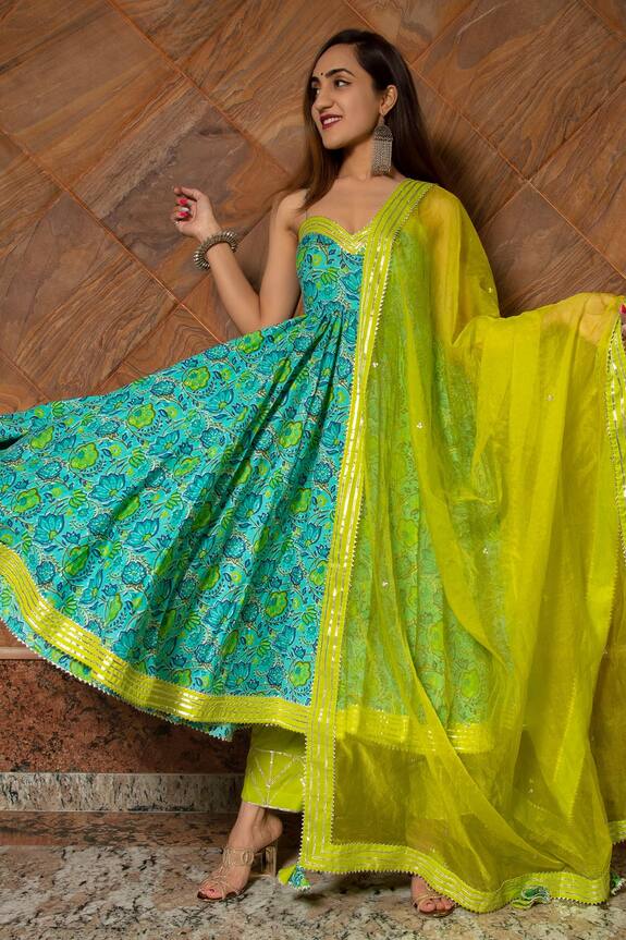 Buy Pomcha Jaipur Green Cotton Printed Anarkali Set Online Aza Fashions