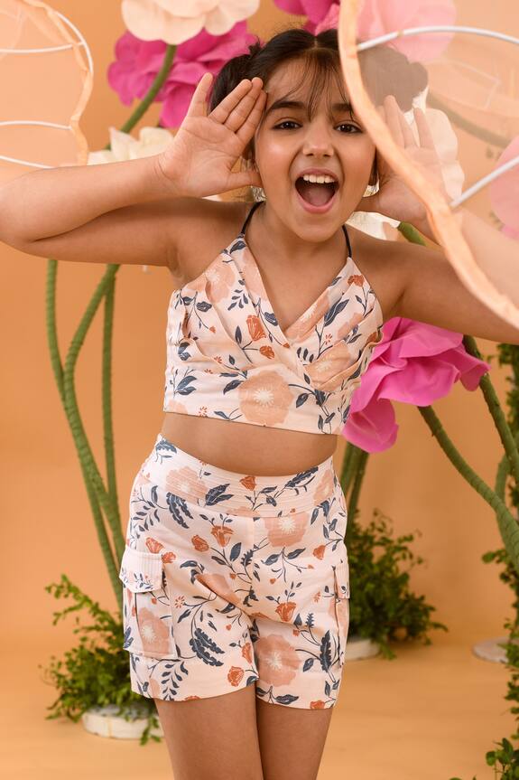 Littleens Peach Summer Playbook Crop Top And Shorts Set For Girls 5
