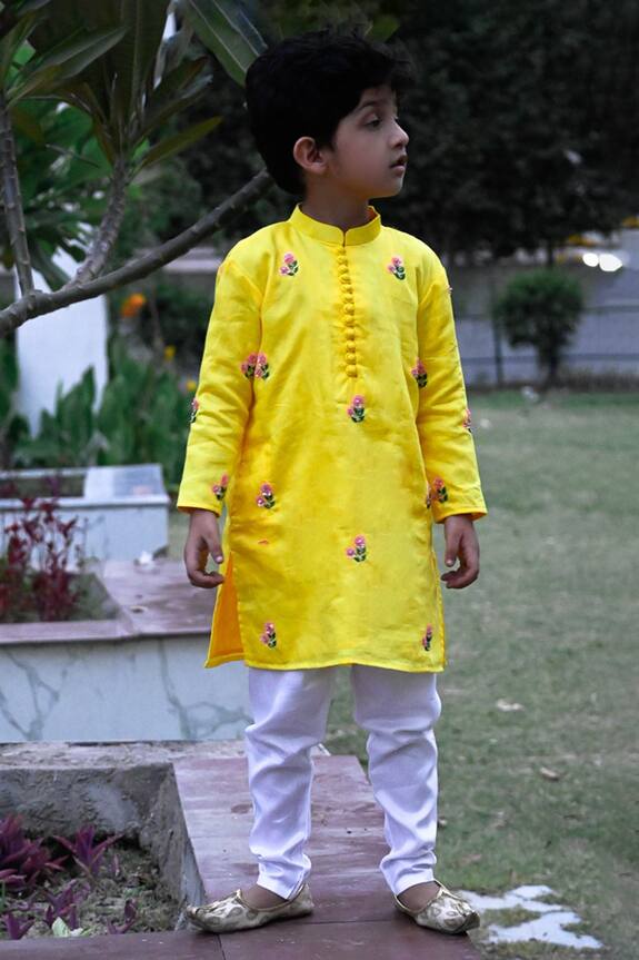 Nadaan Parindey Yellow Floral Embroidered Kurta Set For Boys 1