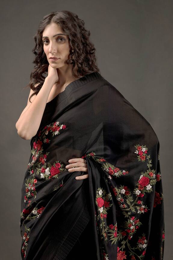 Rohit Bal Black Embroidered Chanderi Silk Saree With Blouse 4