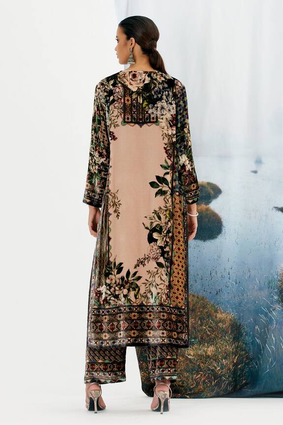 Buy Rajdeep Ranawat Ivory Ramin Silk Velvet Printed Kurta Online | Aza ...