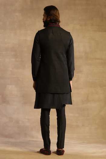 Buy Raghavendra Rathore Jodhpur Black Raw Silk Embroidered Waistcoat ...