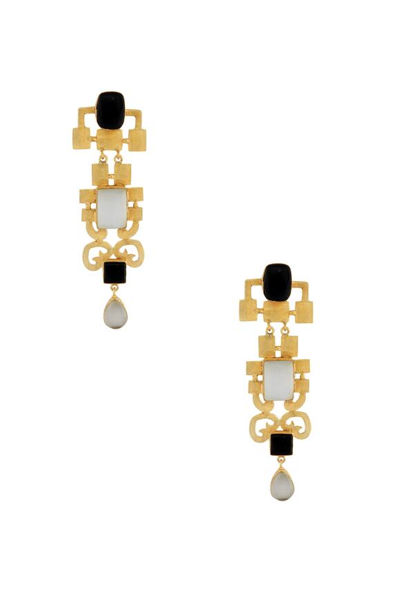Masaya Jewellery Gold Earrings With Black And White Stones 1