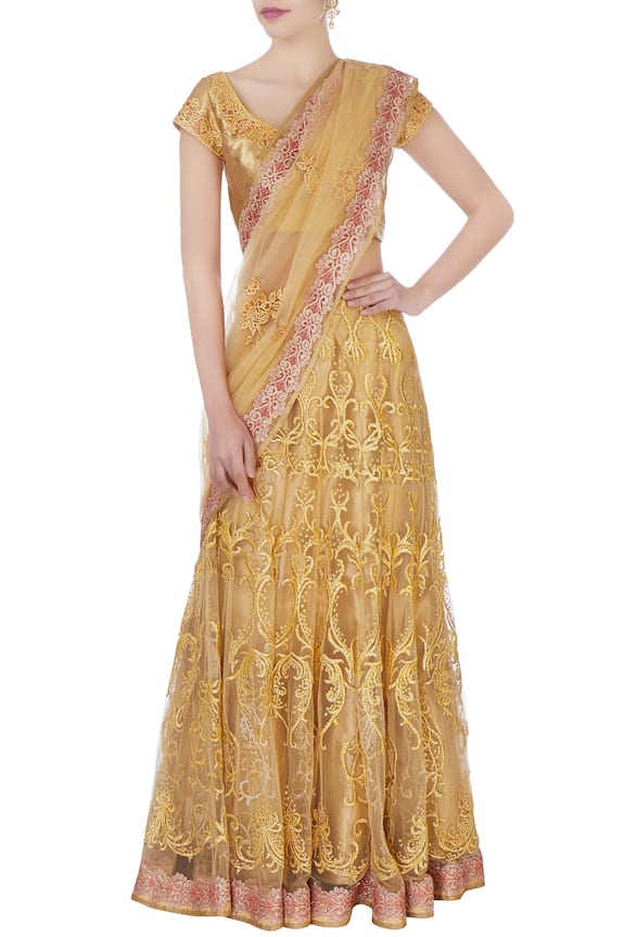 Bhairavi Jaikishan Gold Zardozi Saree With Blouse And Petticoat 1