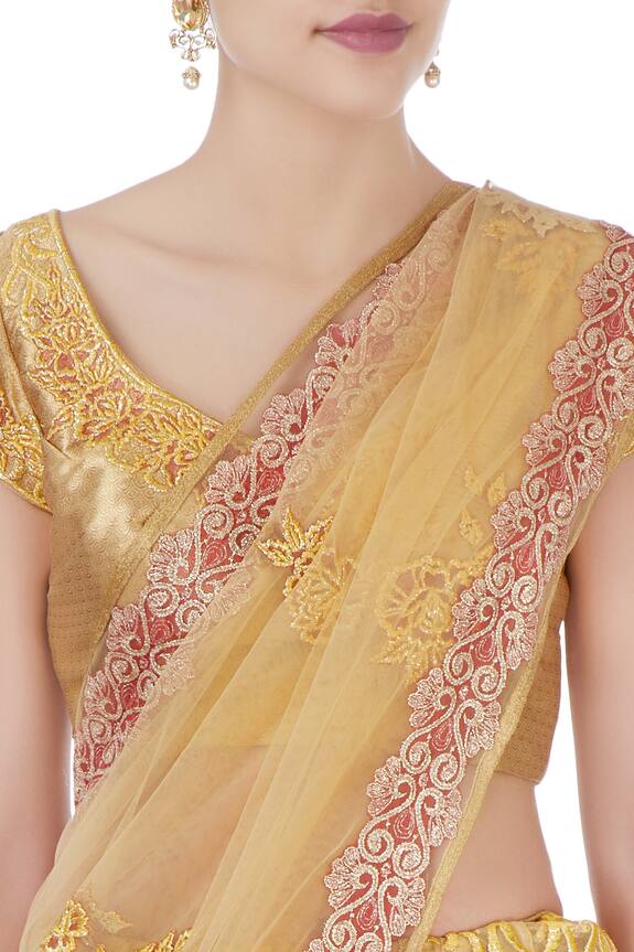 Bhairavi Jaikishan Gold Zardozi Saree With Blouse And Petticoat 4