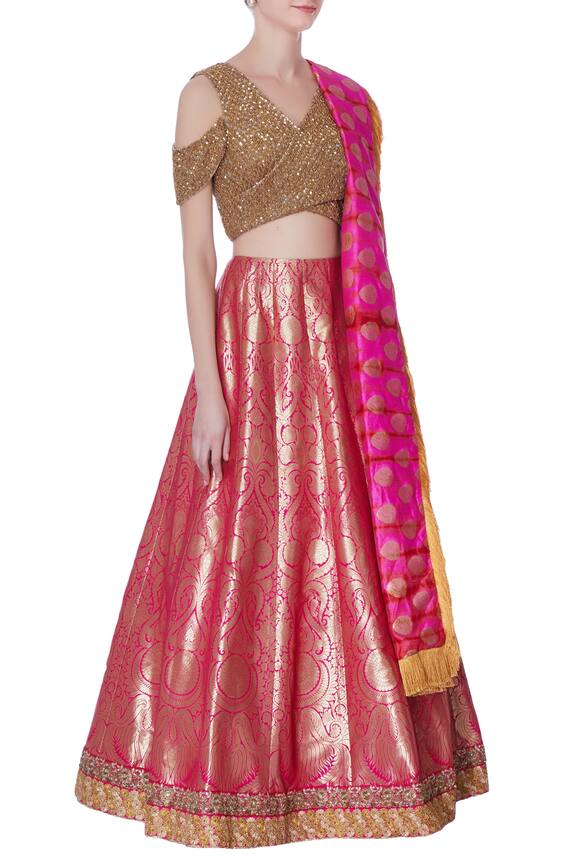 Neha Mehta Couture Pink Banarasi Lehenga And Gold Blouse 3