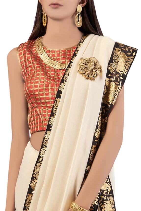 Latha Puttanna Off White Embroidered Tissue Saree With Blouse 3