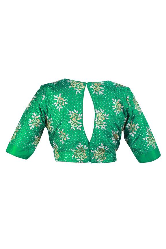 Latha Puttanna Green Embroidered Tissue Saree With Blouse 5