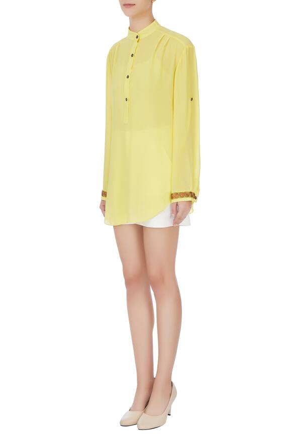 Kommal Sood Yellow Buttoned Top 4