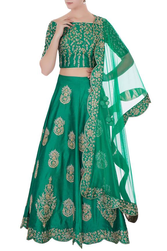 Vandana Sethi Green Embroidered Lehenga Set 0