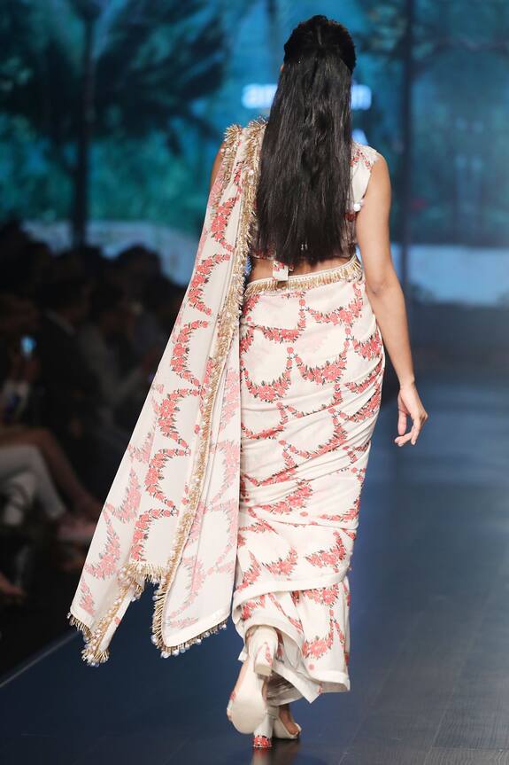 Nikasha White Printed Saree With Blouse 2