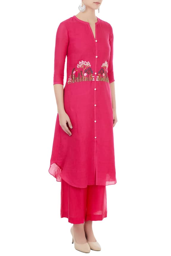 Desert Shine by Sulochana Jangir Pink Linen Georgette Asymmetric Embroidered Kurta And Palazzo Set 3